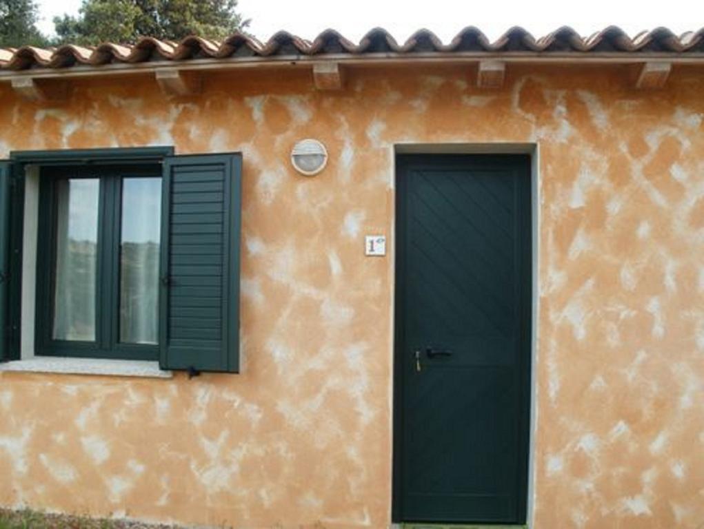 Farm Stay Gli Oleandri Loiri Porto San Paolo Esterno foto