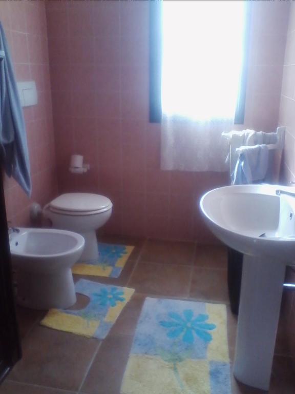 Farm Stay Gli Oleandri Loiri Porto San Paolo Esterno foto